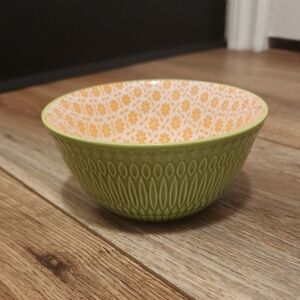 Signature Homewares - Bowl